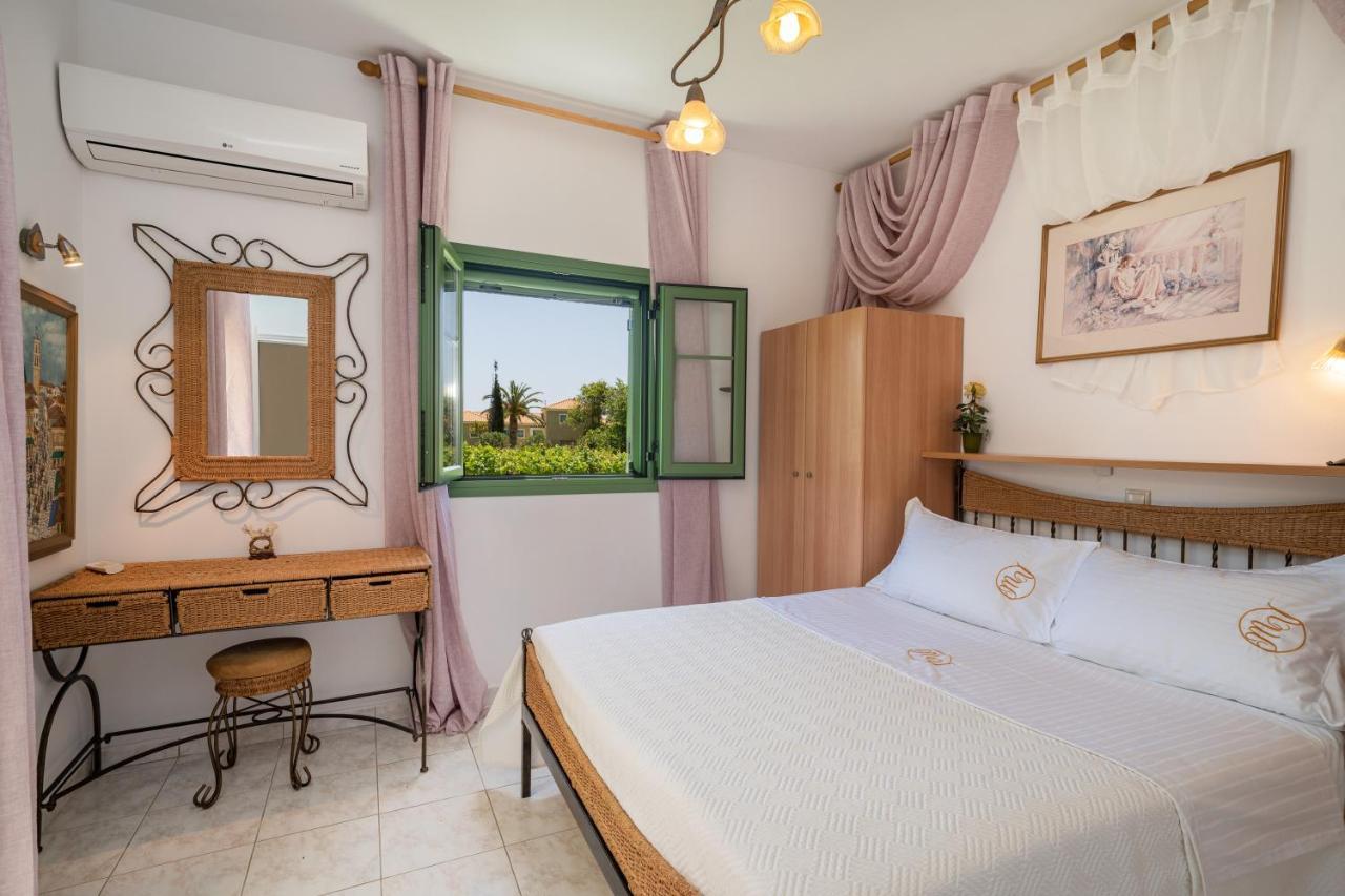 Monambeles Villas Zvoronáta Kültér fotó